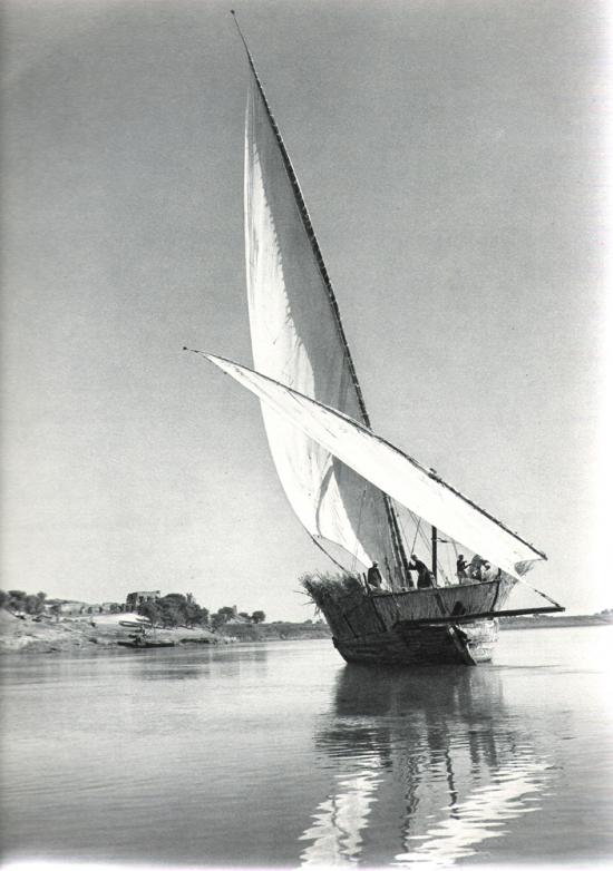 Felouque au large du temple de Kom Ombo.