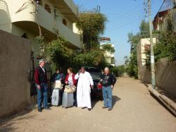 Devant les villas sur la rive Ouest de Louxor.