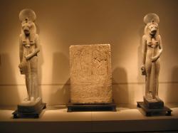 Deux statues de Sekhmet.