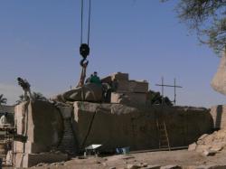 Déplacement des fragments - Le Ramesseum