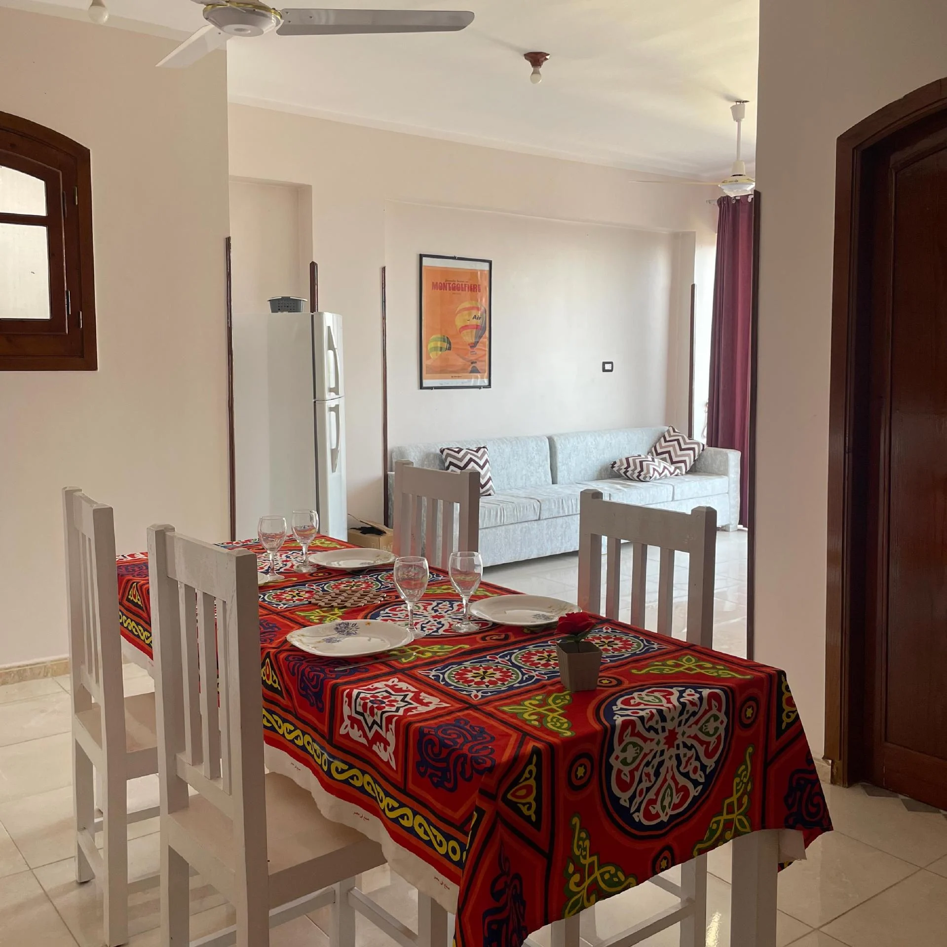 Salon/ Salle à manger/ Cuisine