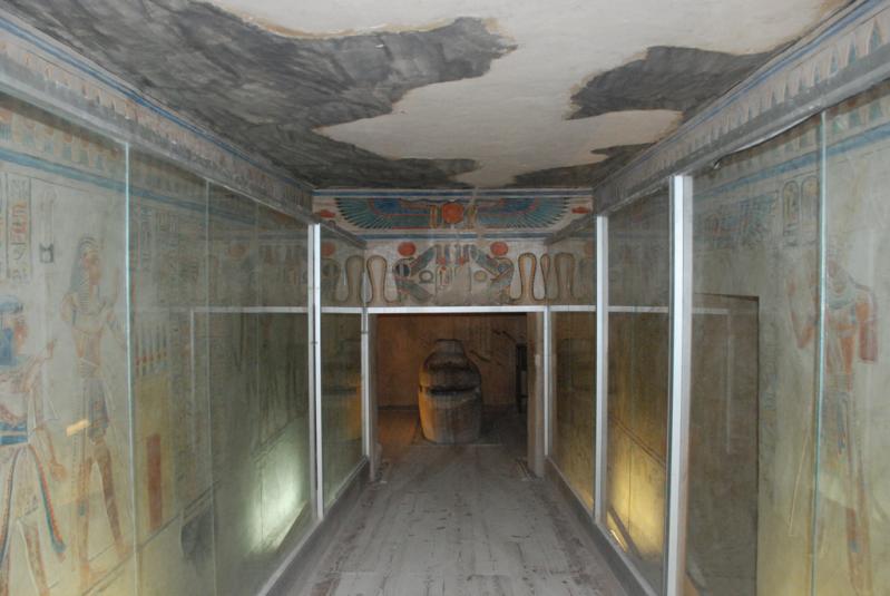 Vue générale de la tombe d'Amonherkhepechef