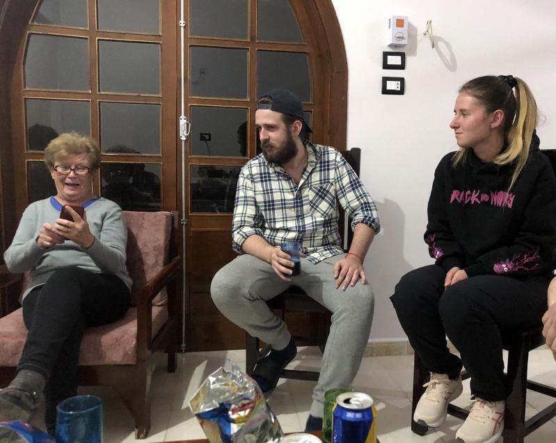 Michèle, Sam, et Anne