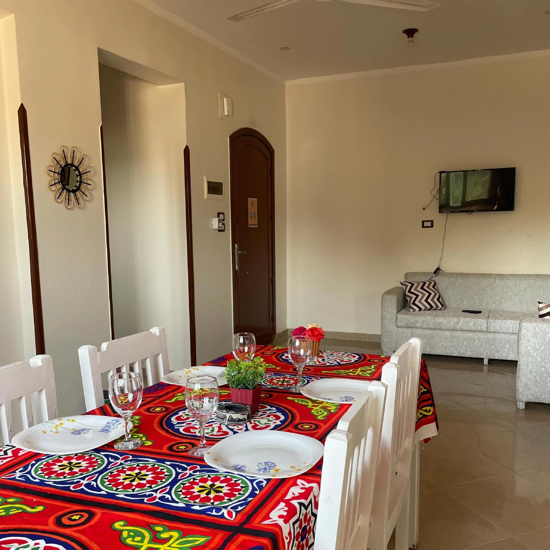 Salle à manger/ Salon/ Cuisine