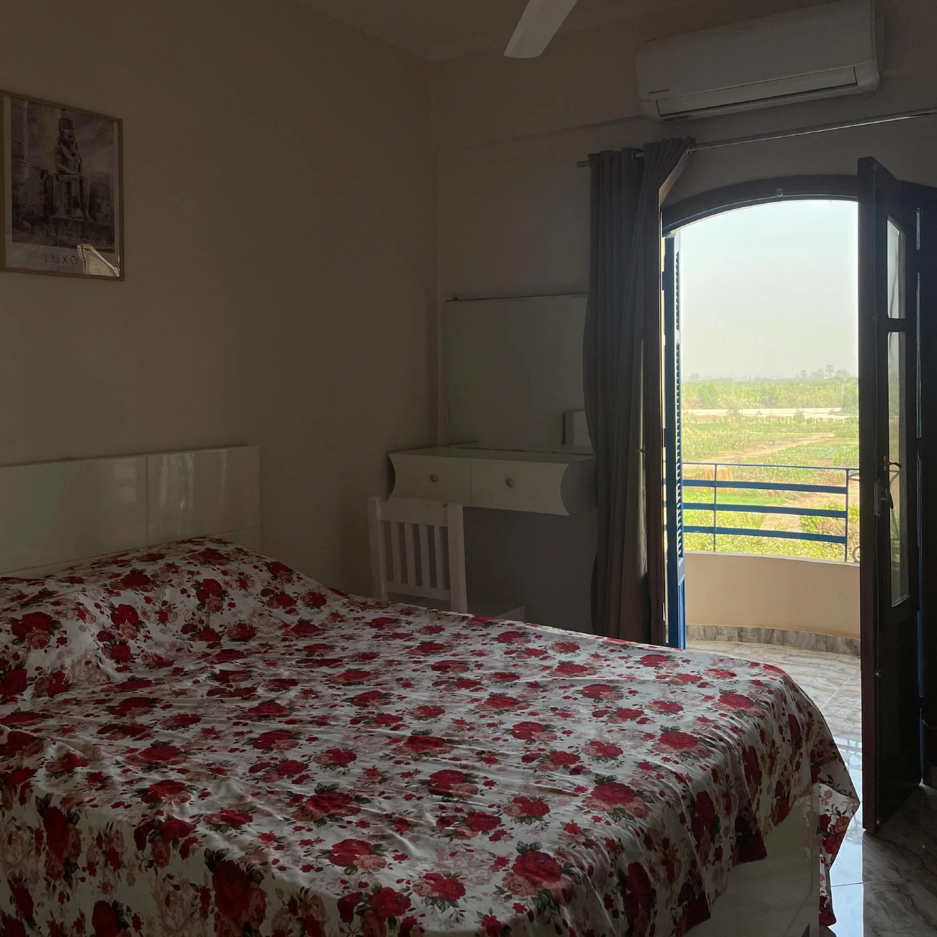 Chambre lit double avec balcon