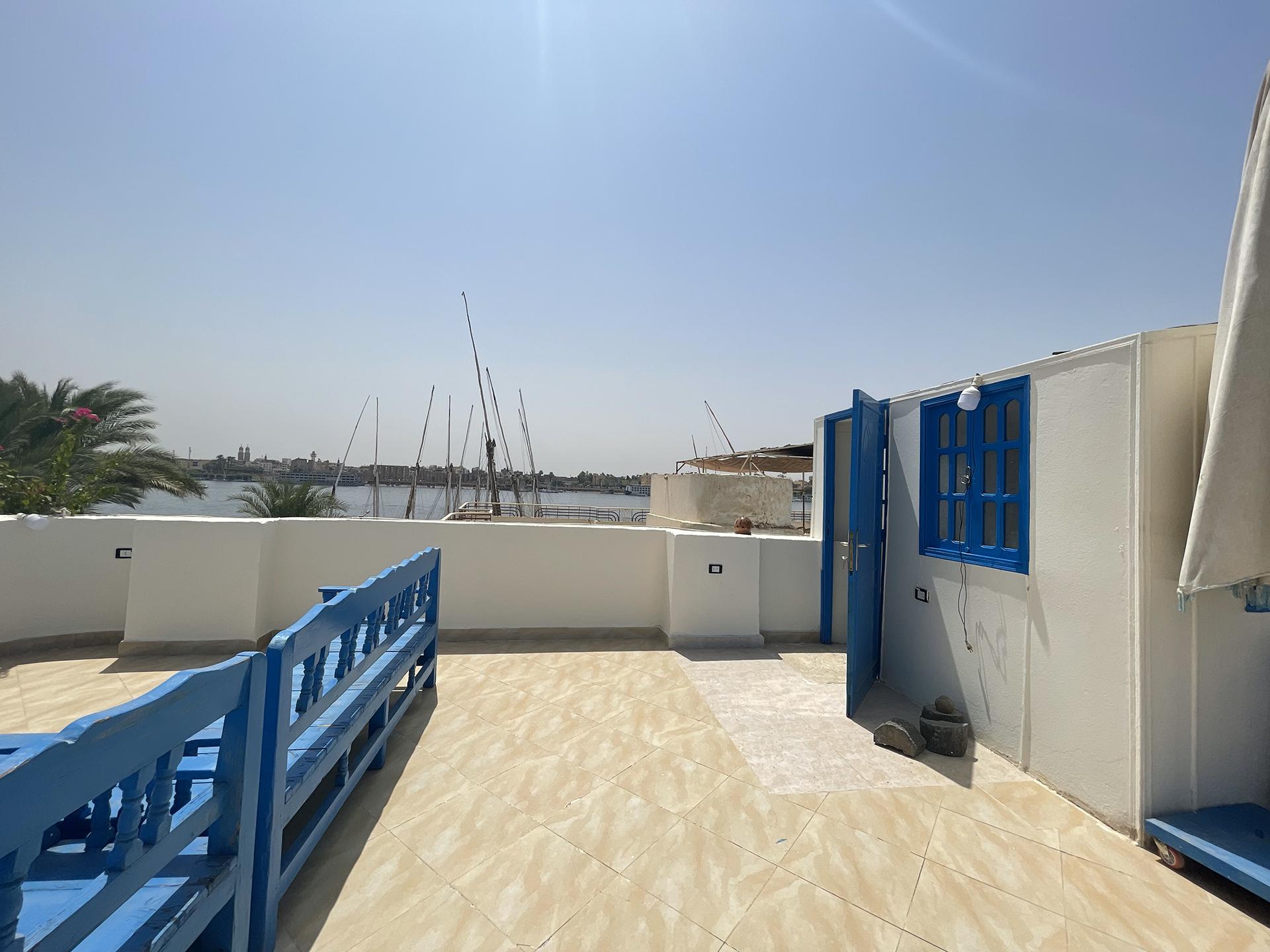 Terrasse avec vue sur le Nil